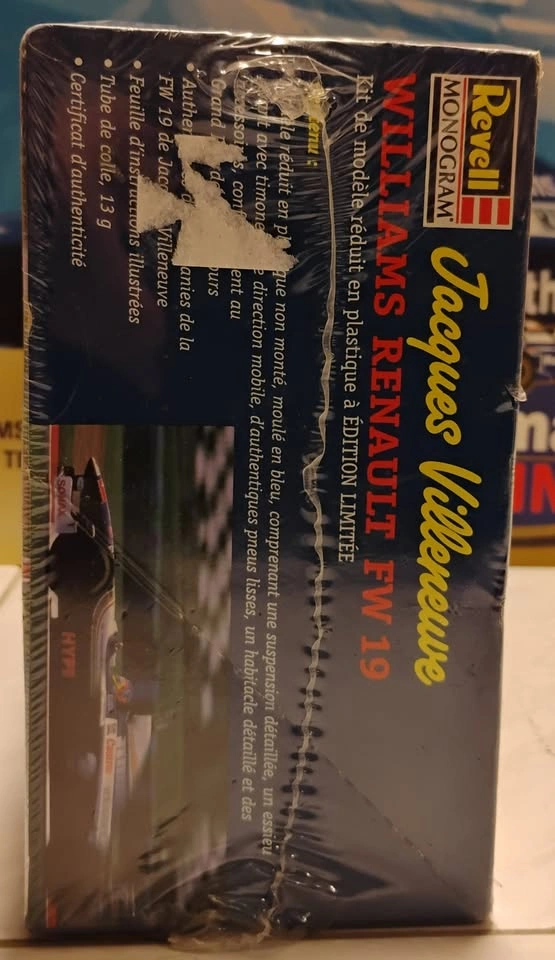 Revell Monogram 1:24 1997 Williams Renault FW 19 Model Kit - photo 3