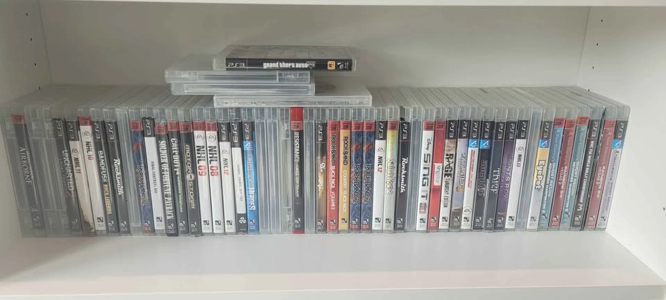 Playstation VIDEO GAME COLLECTION - PS4, PSP, PS2, And MORE - photo 5