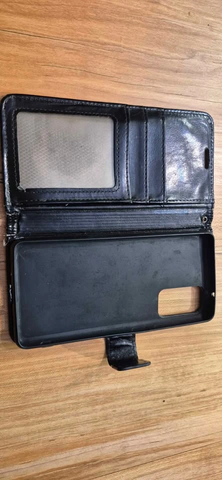 Black Leather Wallet Phone Case for Samsung S20 FE - photo 2