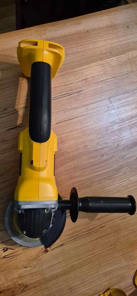DeWalt 18V Drills, Nailer, Grinder - photo 3