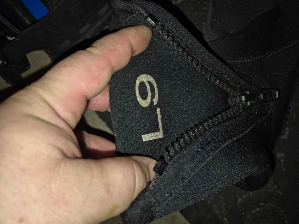 Mares VoloPower Flippers, boots and case - photo 4