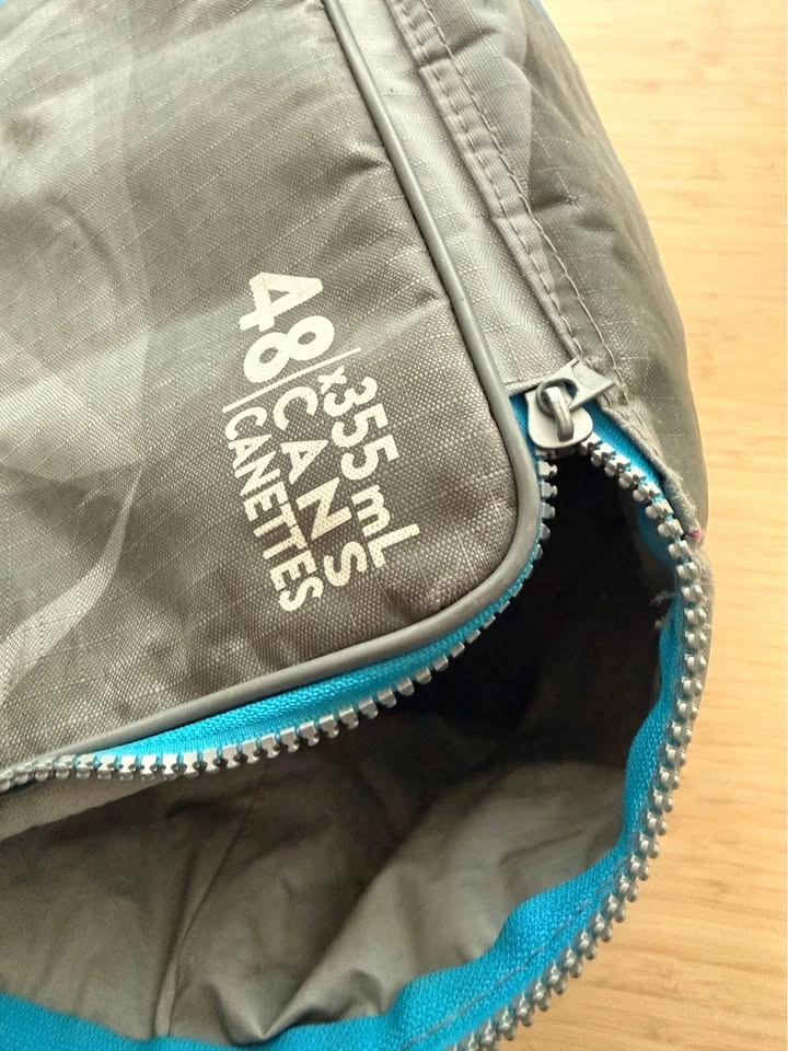 Coors Light 48-Can Insulated Cooler Bag - photo 3