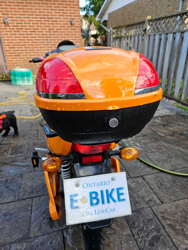 Gio Italia eMoped, eBike, eScooter, with Charger, No battery - photo 3