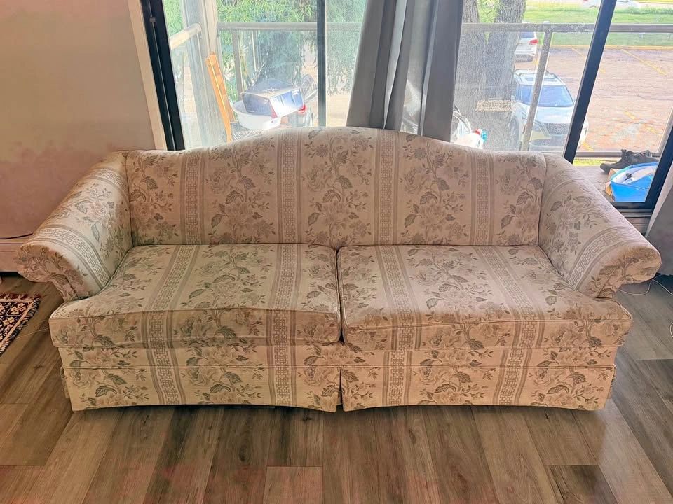 Sofa and Table