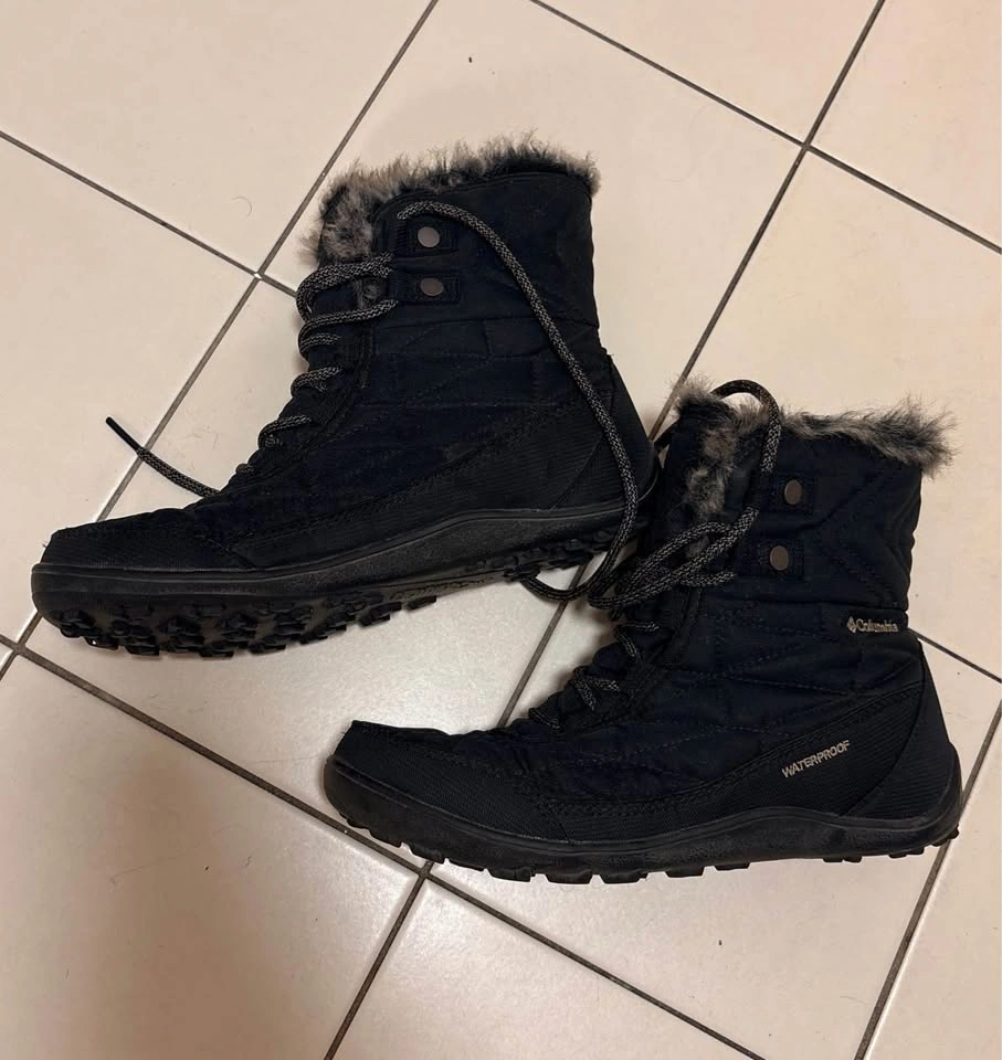 Columbia Minx Shorty III Waterproof Winter Boots - Women's Size - photo 2