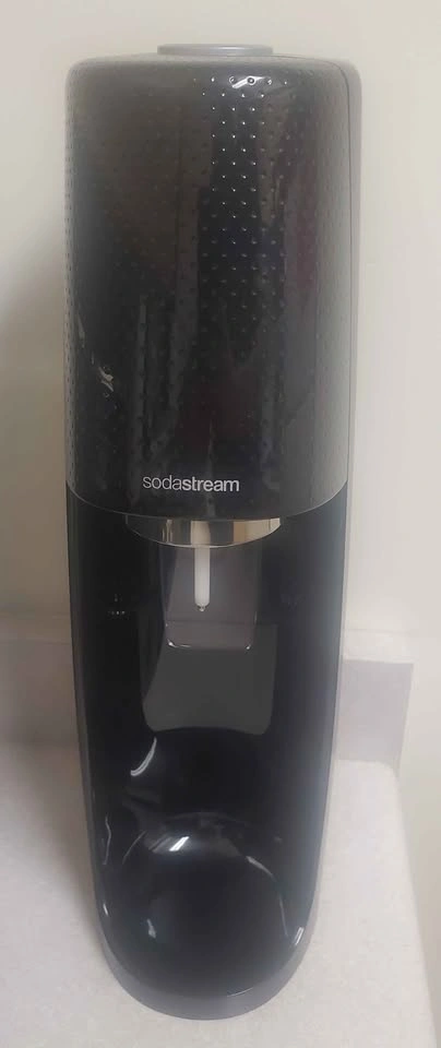 Soda Stream Fizzi with Bottle and Air Tank - photo 3