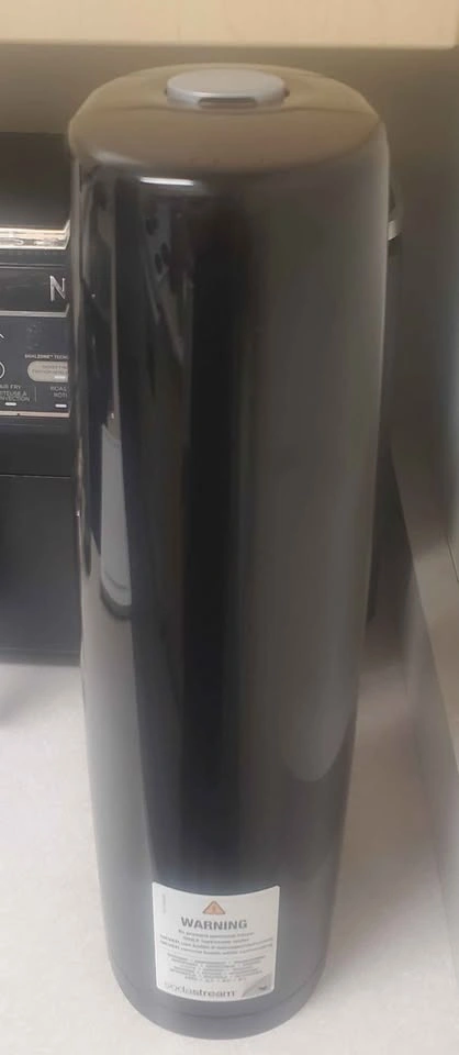 Soda Stream Fizzi with Bottle and Air Tank - photo 5