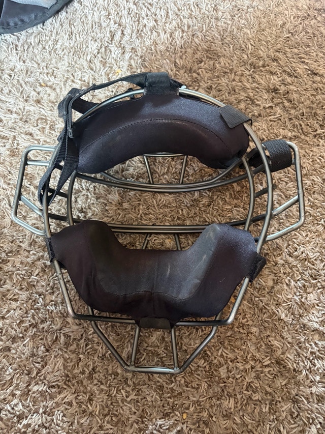 Easton Hyperlite Catching Mask - photo 2