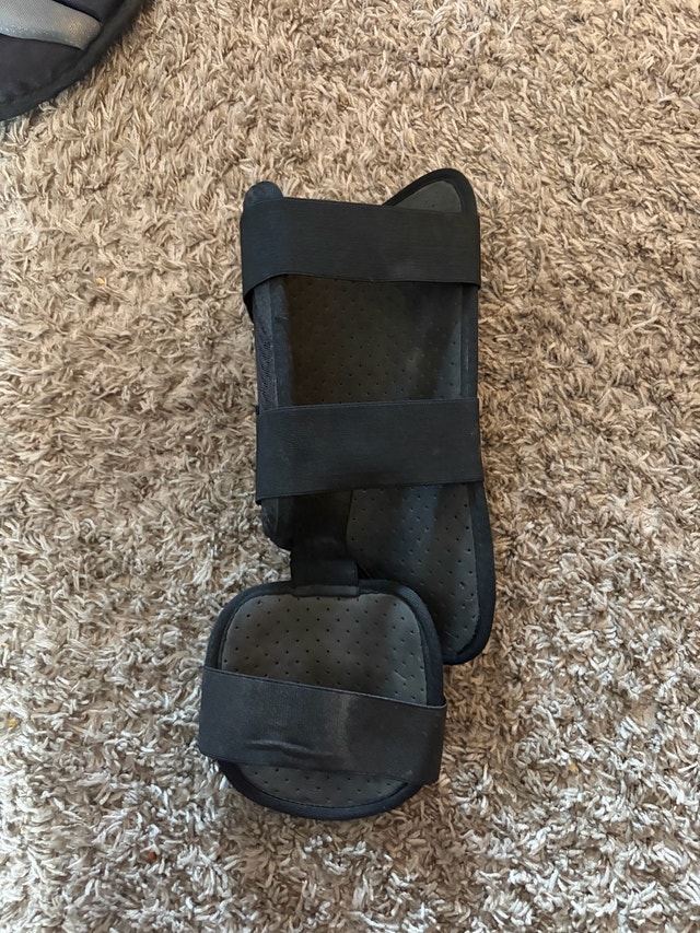Nike Hitting Leg Guard - Black - photo 2