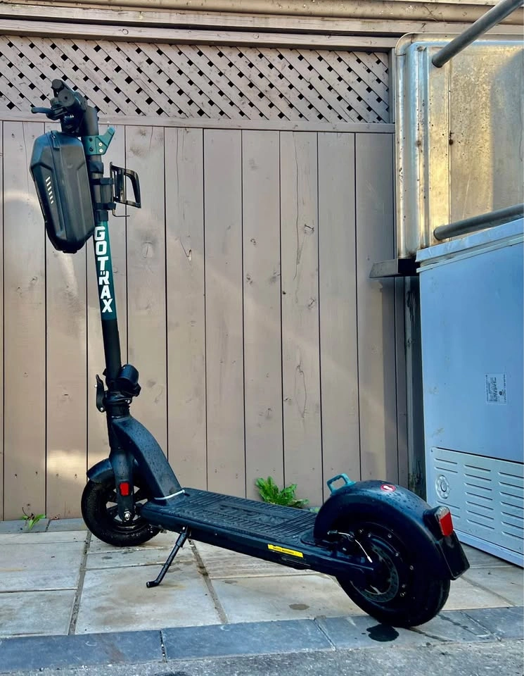 Gotrax G Max Ultra Electric Scooter – Excellent Condition - photo 2