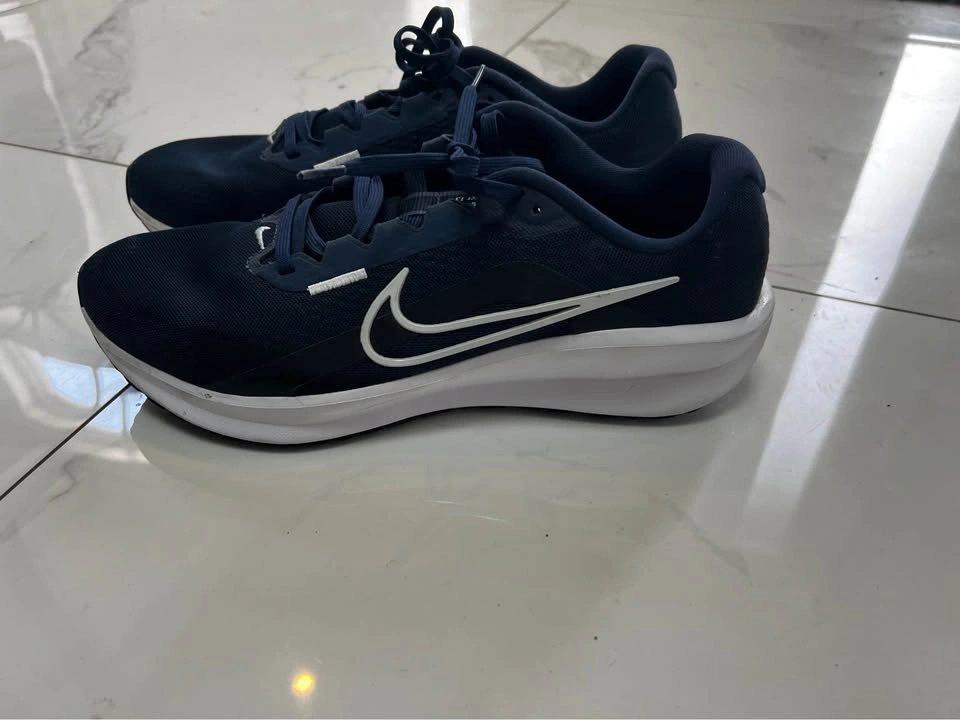 Like new nike downshifter 13