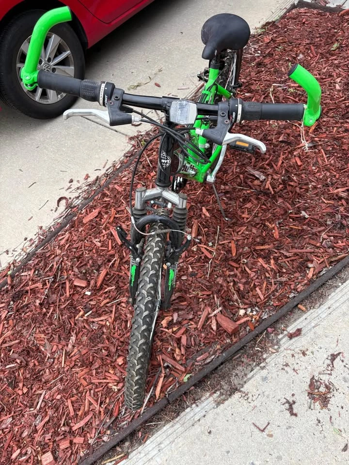 Men’s Huffy Rival mountain bike - photo 3