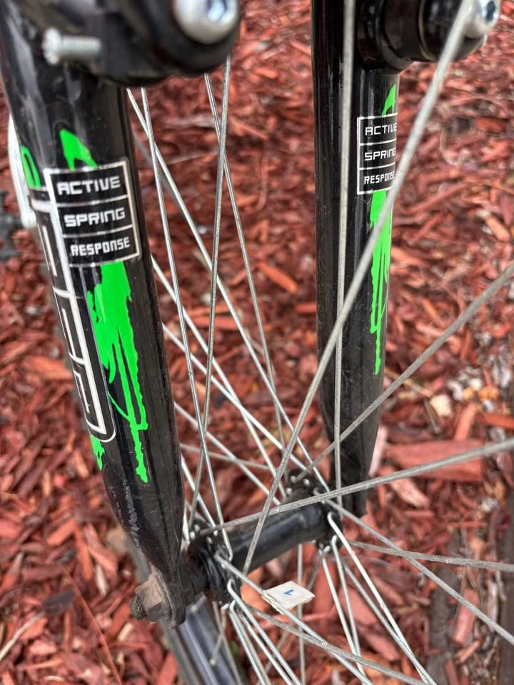 Men’s Huffy Rival mountain bike - photo 4
