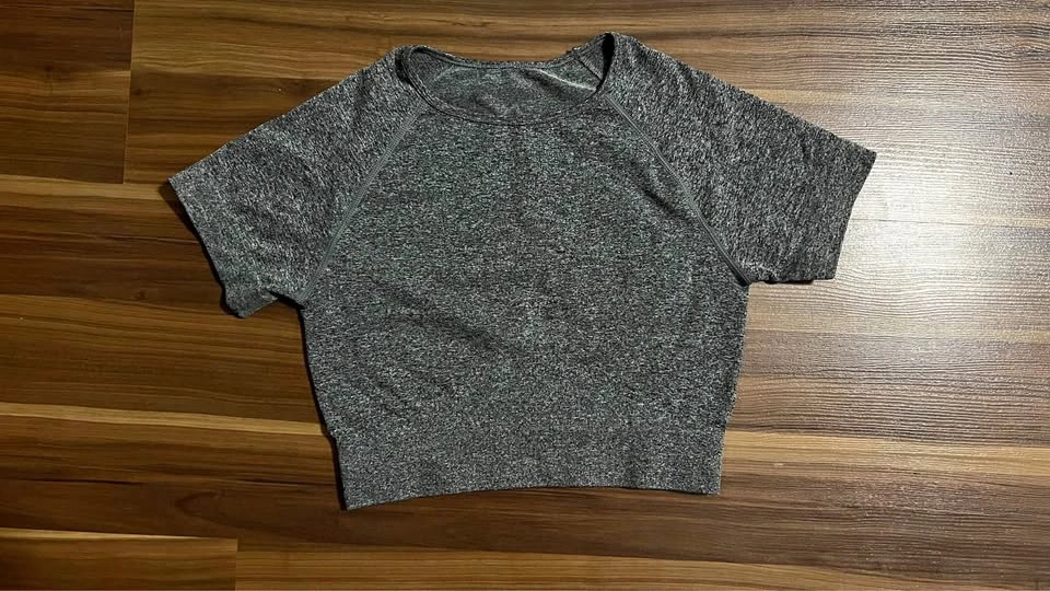 Seamless Crop Top Size M