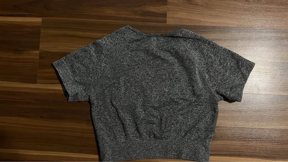Seamless Crop Top Size M - photo 2