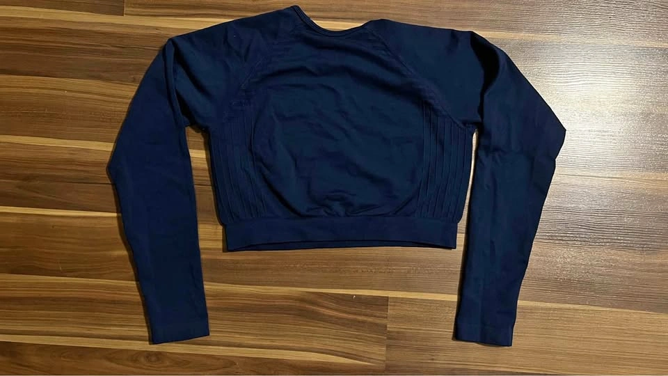 Seamless Long Sleeve Crop Top - Navy