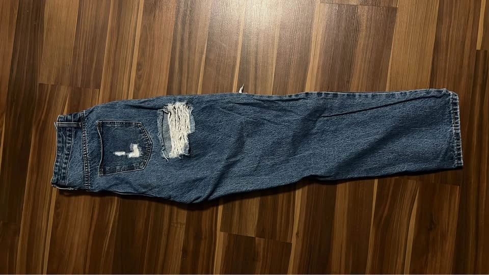 SHEIN Distressed denim jeans - photo 5