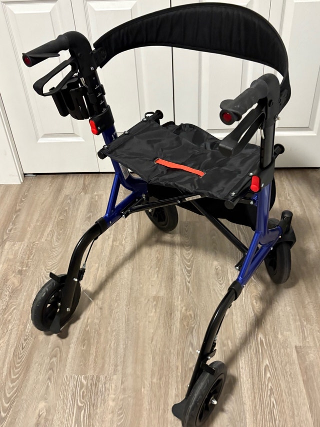 4-wheel MAXwalk Seniors walker - photo 3