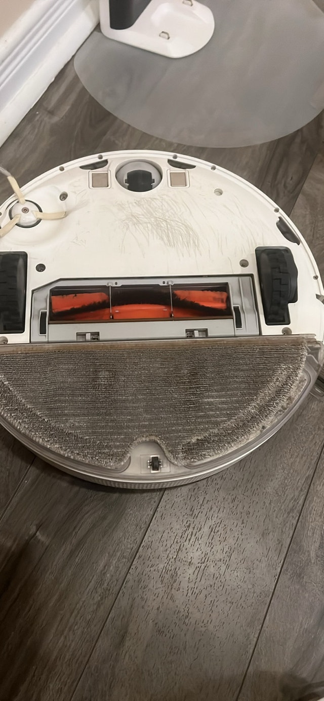 Roborock S6 Pure robot vacuum + mop w/ charger & extra parts - photo 3