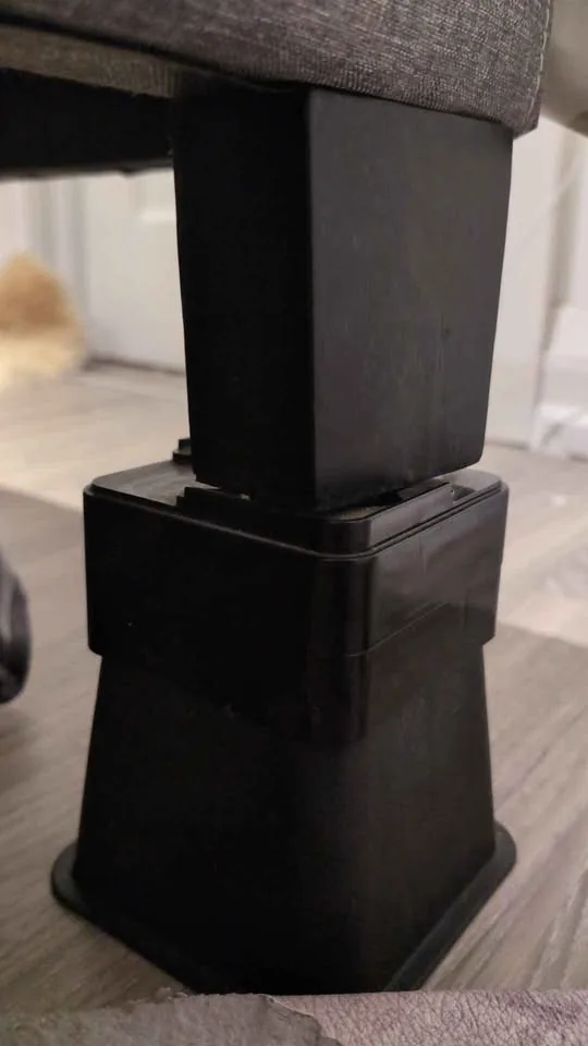 Queen Bed Frame with Adjustable Headboard image indicator(5)