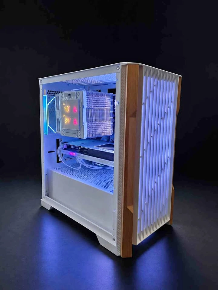 Brand new 5060 gaming pc full white