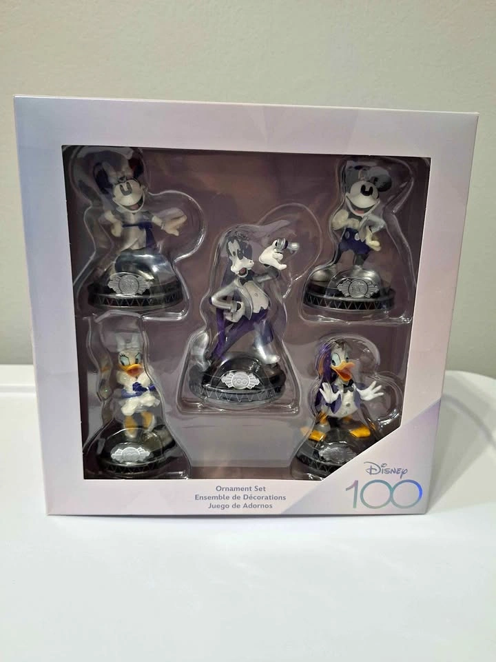 New 2023 Disney D100 Ornament Set Mickey Minnie Donald Daisy