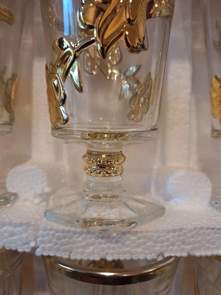 New 6-Piece Gold Flower decorated Floral Glassware Set - photo 3