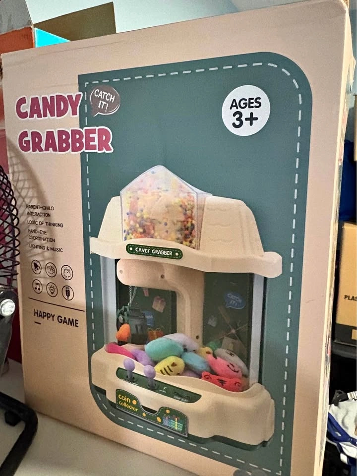 Candy Grabber Toy Claw Machine