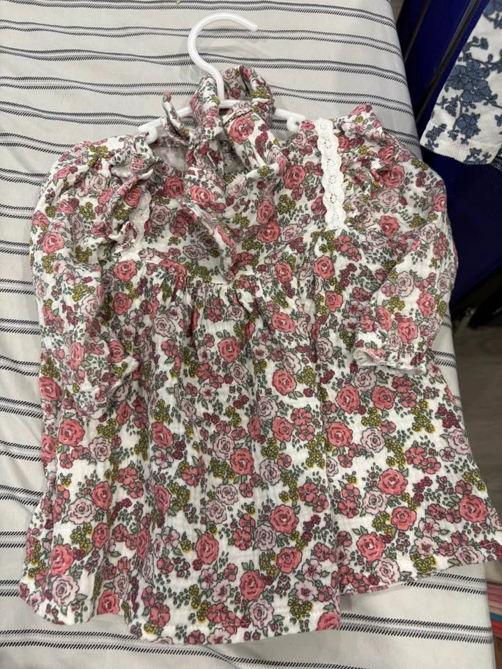 Baby Girl Floral and Knit Dress Bundle - photo 2