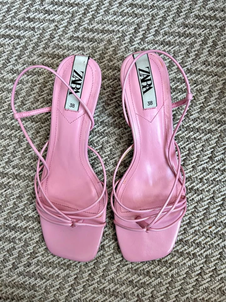 Zara Kitten Heels Pink Size 7-7.5 / 38