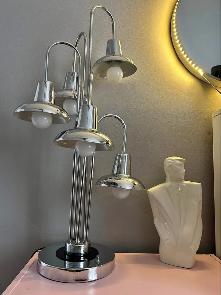 Beautiful heavy silver color antique lamp from the 70s