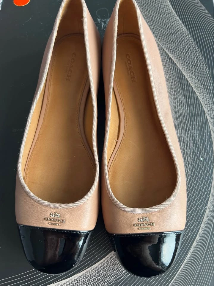 Coach Ballet flats beige and black size 10 - photo 2