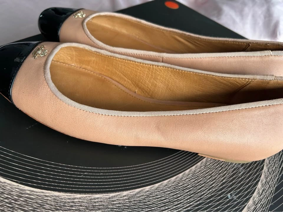 Coach Ballet flats beige and black size 10 - photo 4