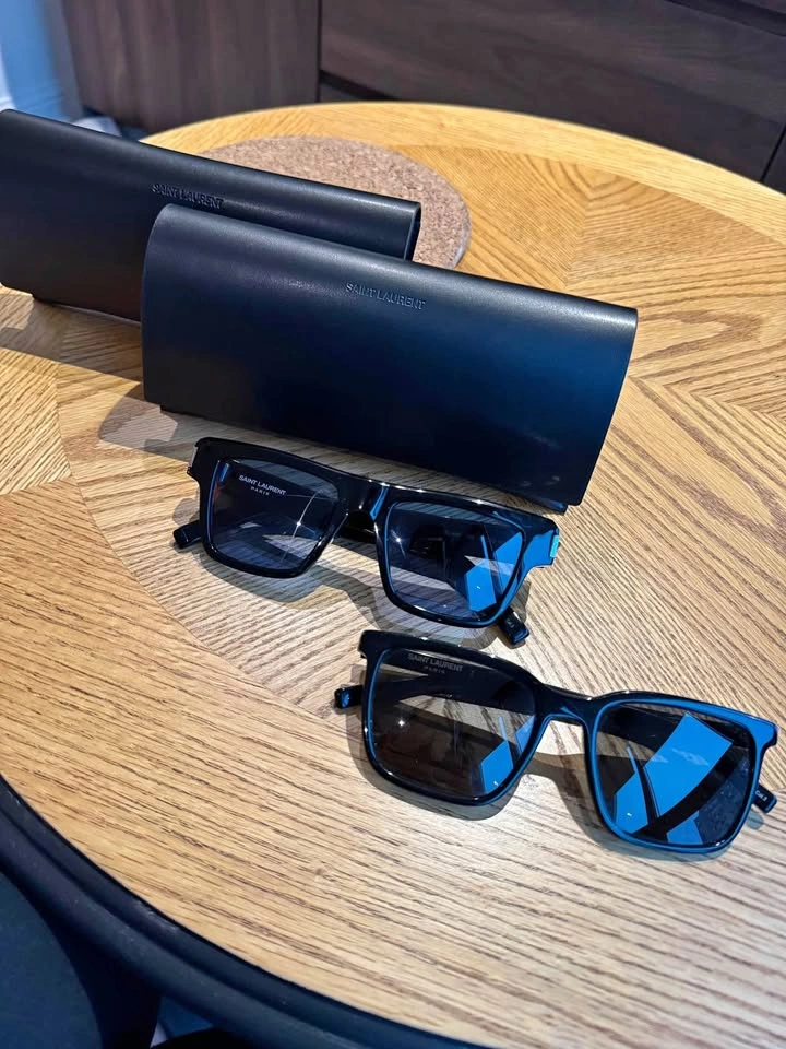 Sunglasses (Saint Laurent) - photo 2