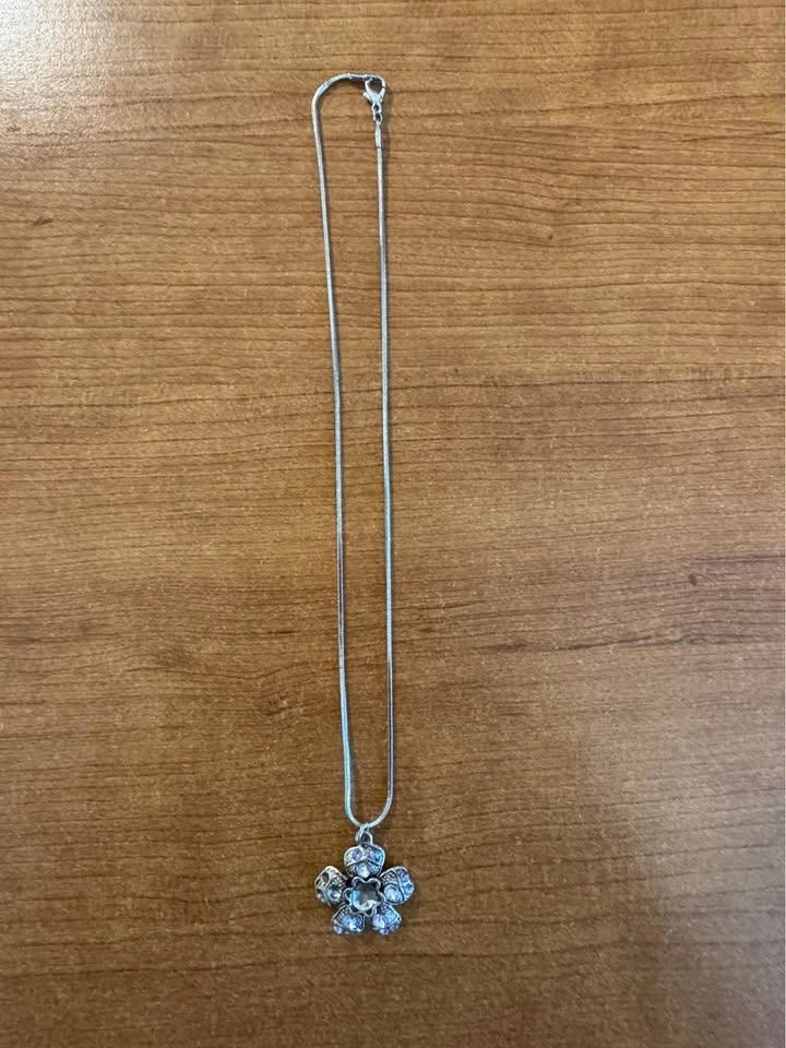 Blue Flower Jeweled Necklace - photo 3