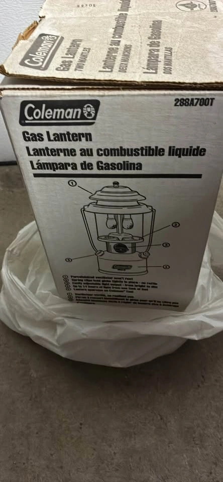 Brand New Vintage Coleman Two-Mantle Gas Lantern - photo 4