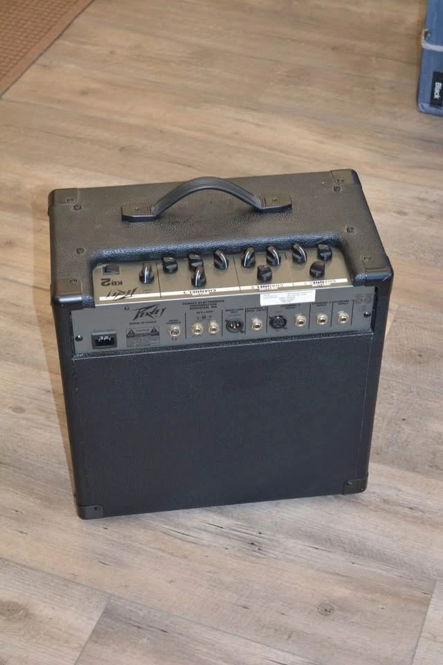 Peavey KB2 Keyboard Amplifier - photo 2