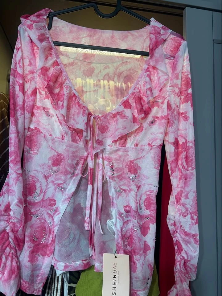 XS/S Pink mesh top floral print with rhinestones - photo 3
