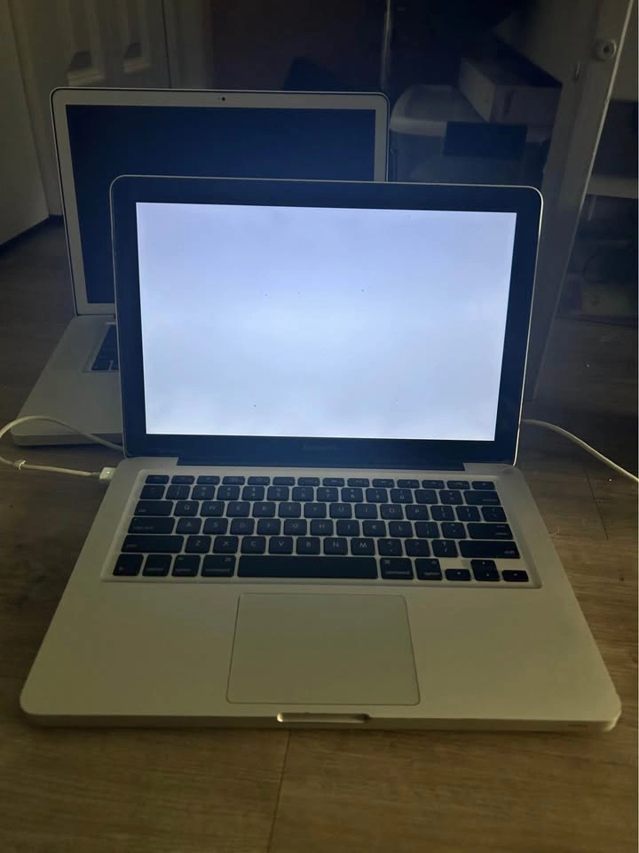 6x MacBook/iPad lot (For Parts/Repair) - photo 5