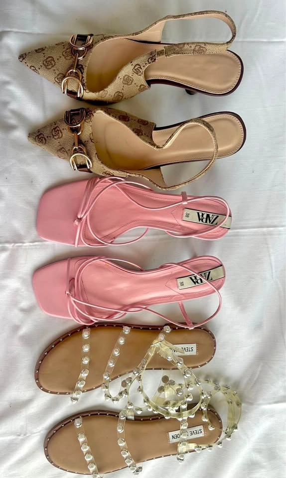 Size 7-7.5 / 38 Sandals