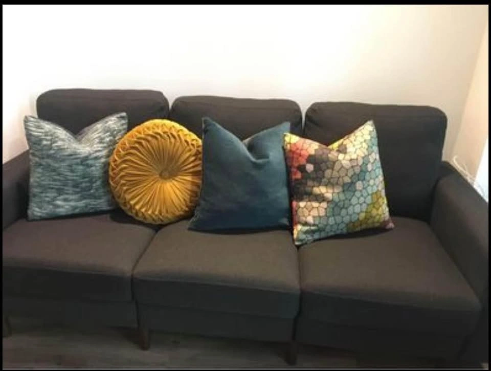 Throw Pillows - photo 5