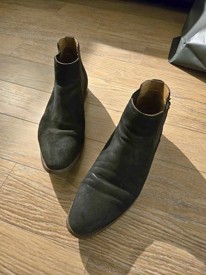 Black Suede Chelsea Boots (Aldo / mens size 7.5 US)
