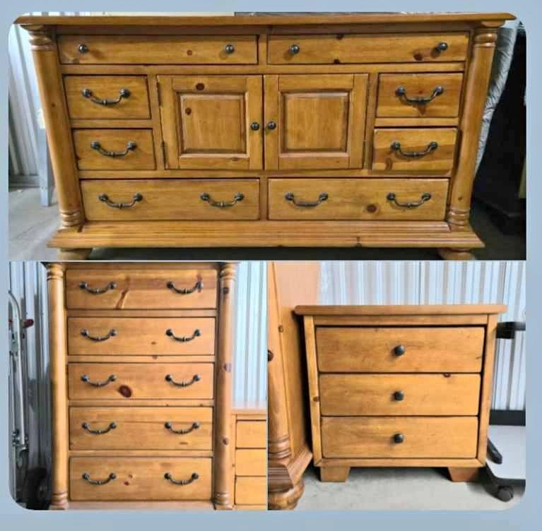 3-Piece Solid Pine Bedroom Set