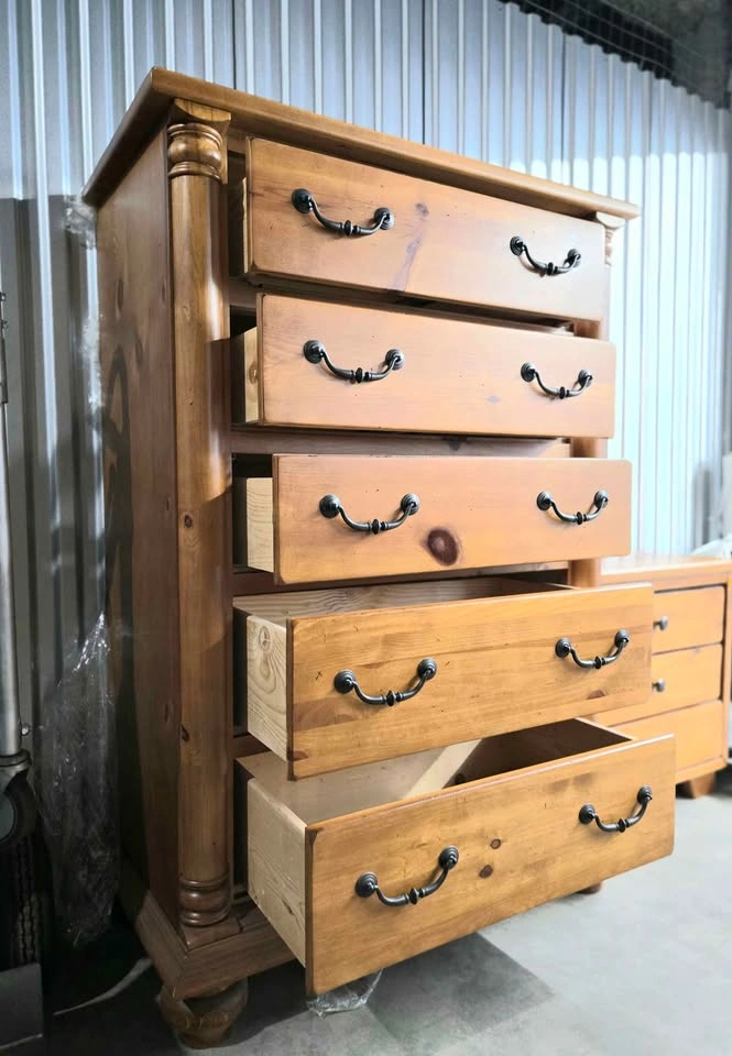 3-Piece Solid Pine Bedroom Set - photo 4