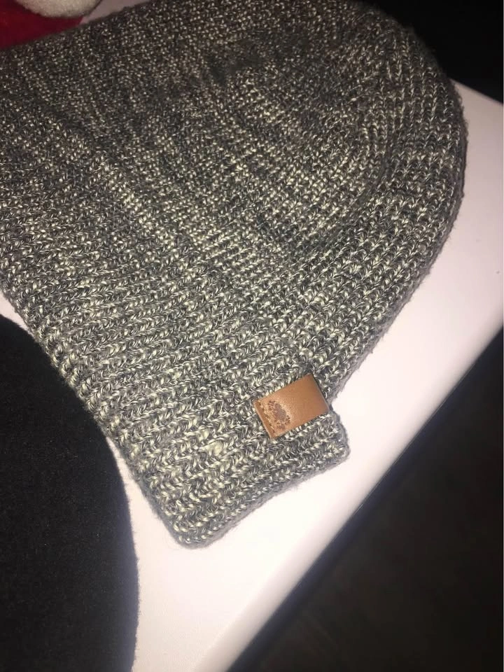 Women’s accessories (hats, gloves, belts) - photo 5