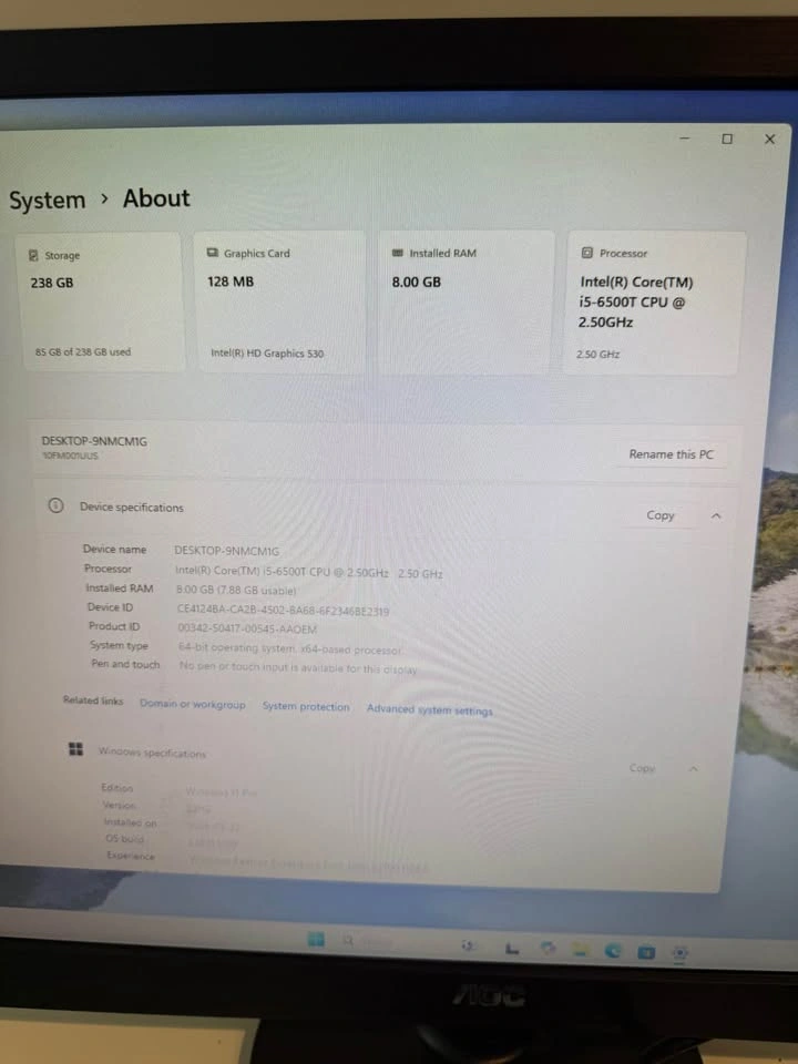 ThinkCentre M700 Lenovo and Aoc 215LM00032 - photo 2