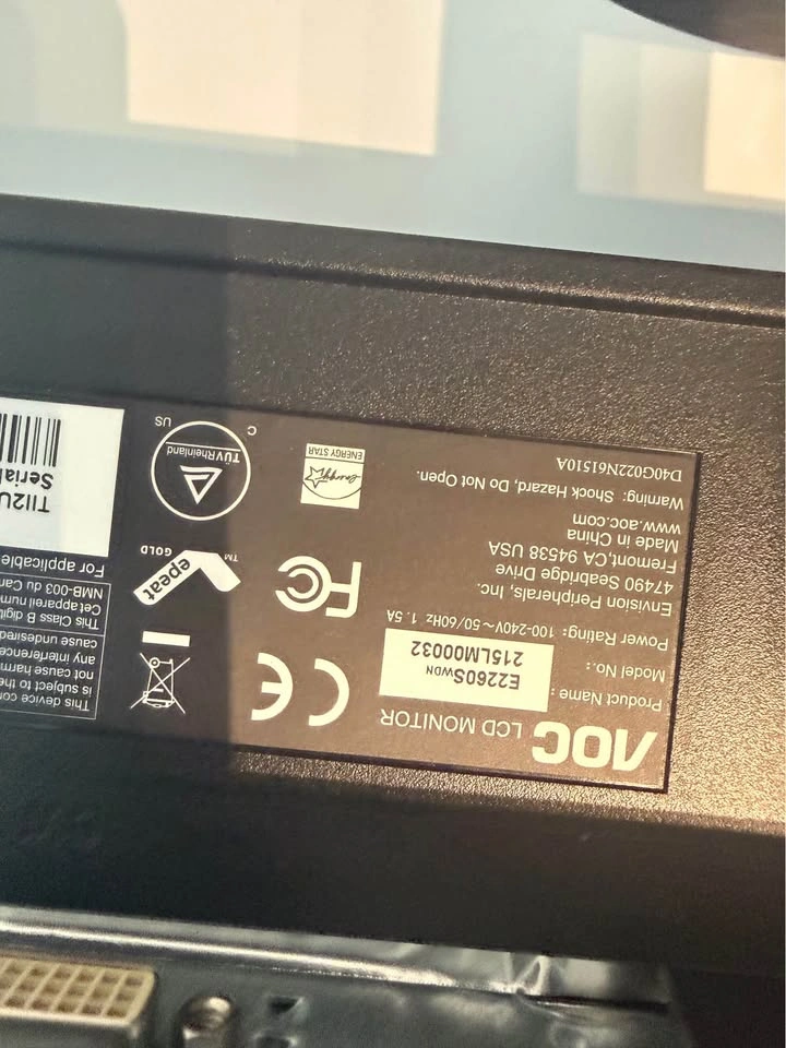 ThinkCentre M700 Lenovo and Aoc 215LM00032 - photo 4