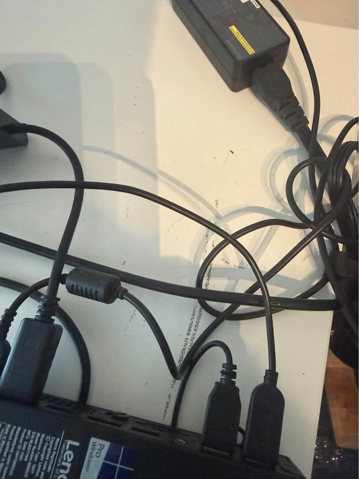 ThinkCentre M700 Lenovo and Aoc 215LM00032 - photo 5