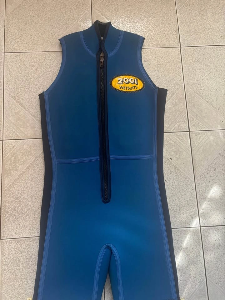 2001 Wetsuits Sleeveless Shorty Wetsuit - photo 2