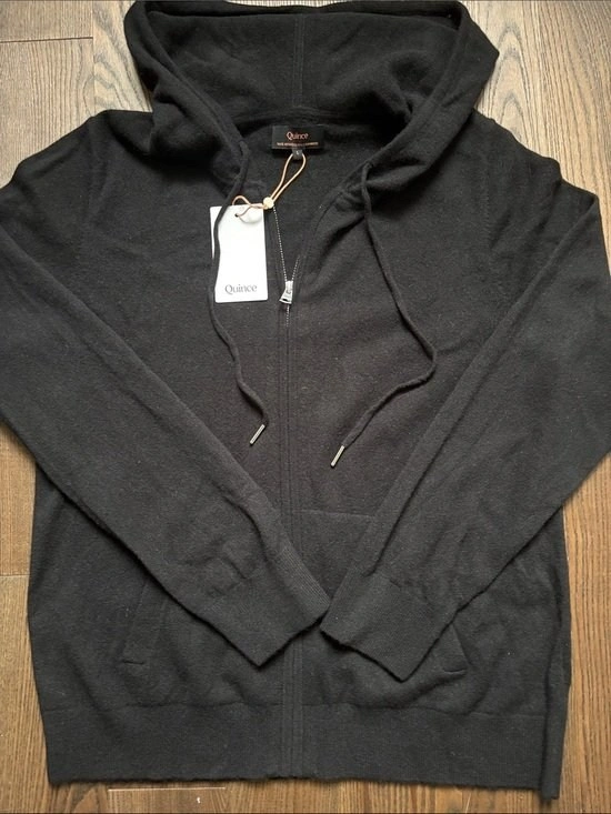 NWT $165 Quince BLACK Zip Hoodie LARGE 100% Mongolian Cashmere - photo 3